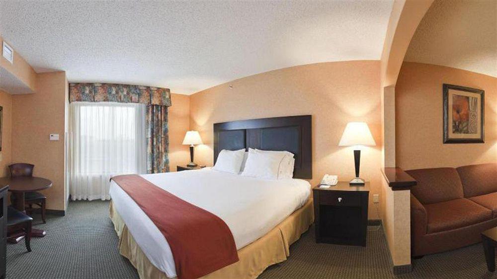 Express By Ihg 2*