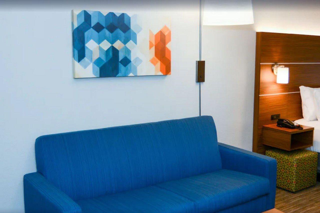Hotel Express By Ihg 2*