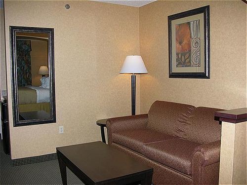 Express By Ihg Hotel
